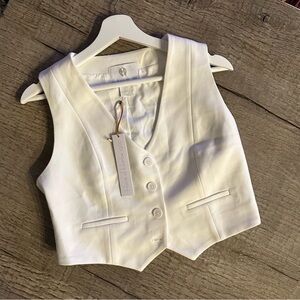 House of Harlow 1960 Cream Vest